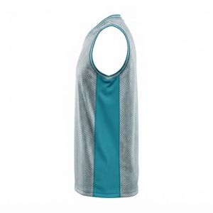 Ensemble de maillots de basket-ball personnalisés avec impression lumineuse, unisexe, sans manches, col en V, géométrique, short de basket-ball, gris turquoise, 100% polyester, taille plus - Product Image 3