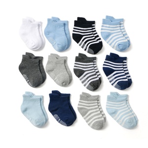 Chaussettes pour nouveau-né quatre saisons, chaussons pour bébés garçons et filles, à rayures en coton, couleur unie, antidérapantes, vente en gros, collection - Product Image 2
