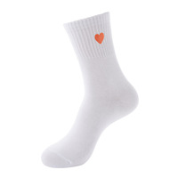 Chaussettes mi-hautes blanches brodées pour couple, style coréen, en coton, pour le printemps et l'automne, style universitaire, pour femme