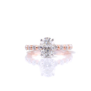 חצי נצח 2.5 מ "מ בועה 2.5ct d צבע אליפסה מבריק לחתוך moissanite טבעת אירוסין 18k עם הילה מוסתר - Product Image 2