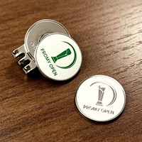 Coffret Cadeau – Clip Magnétique 25 mm pour Chapeau de Golf avec Marqueur de Balle Métallique Double Graphique – Souvenir pour Membres du Club Country Club Open
