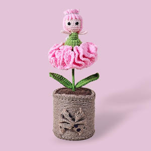 Statuetta di Fata con Fiore di Garofano Lavorato a Mano di Alta Qualità, Decorazione <span class=keywords><strong>Fantasy</strong></span> all'Uncinetto - Product Image 5