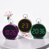 Neuer Digitaler LED-Wecker mit Batteriebetrieb Modernes Design Elektrischer Kalender Individuelles Logo Kunststoffmaterial als Geschenk