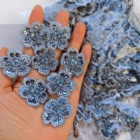 Meilleure vente : Patch floral brodé de perles et de sequins, embellissement maximaliste pour robe de mariée et décoration de robe de luxe