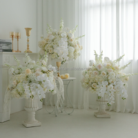 EG-N07 Boule florale blanche avec orchidée papillon, Phalaenopsis blanche et rose pour la décoration d'allées, de chemins et de tables