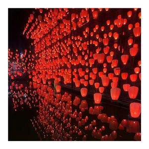 Lanterne LED Festive Colorée Personnalisée, Économie d'Énergie, Cadre en Acier, Télécommande, Étanche, Décoration Extérieure pour Allée - Product Image 1