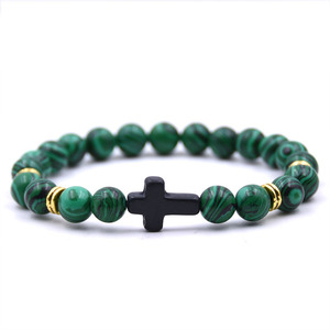 Bracciale in Pietra Vulcanica e Occhio di Tigre con <span class=keywords><strong>Croce</strong></span> <span class=keywords><strong>Nera</strong></span> e Cordino Elastico Accessorio Religioso Cristiano di Tendenza - Product Image 2