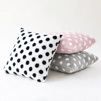 Housse de coussin en fausse fourrure à pois en poils de petit lapin pour le salon canapé personnalisé