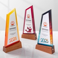 Trophée de cristal en bois massif sur mesure Prix de la réunion annuelle haut de gamme Médaille en bois créative Honor Glass Metal pour cadeaux de bienvenue