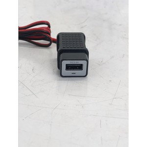 Caricatore USB Yamaha 5V 2.4A Accessorio per Moto - Product Image 5