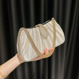 Nouveaux petits sacs <span class=keywords><strong>à</strong></span> bandoulière carrés pour femmes, sacs <span class=keywords><strong>à</strong></span> <span class=keywords><strong>main</strong></span> en cuir PU pour femmes, sacs <span class=keywords><strong>à</strong></span> <span class=keywords><strong>main</strong></span> de <span class=keywords><strong>soirée</strong></span> - Product Image 6