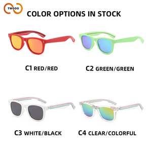 <span class=keywords><strong>Gafas</strong></span> <span class=keywords><strong>de</strong></span> Sol TWOOO T1728 Nuevas Retro con Tachuelas y Degradado, Montura Moderna con Rayas, <span class=keywords><strong>Gafas</strong></span> <span class=keywords><strong>de</strong></span> Moda con Personalidad, Directo <span class=keywords><strong>de</strong></span> Fábrica - Product Image 4