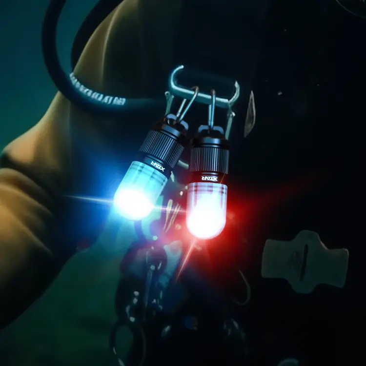 Xtar Sd1 4 Kleur Led Mini Duikbaken Onderwater Signaallicht Waterdicht Flitsend Veiligheidsstroboscoop Scuba Light Stick