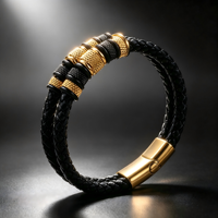 Bracelet en cuir véritable tressé noir pour homme personnalisé avec perles en acier inoxydable doré et fermoir magnétique - Bijoux de mode OEM/ODM