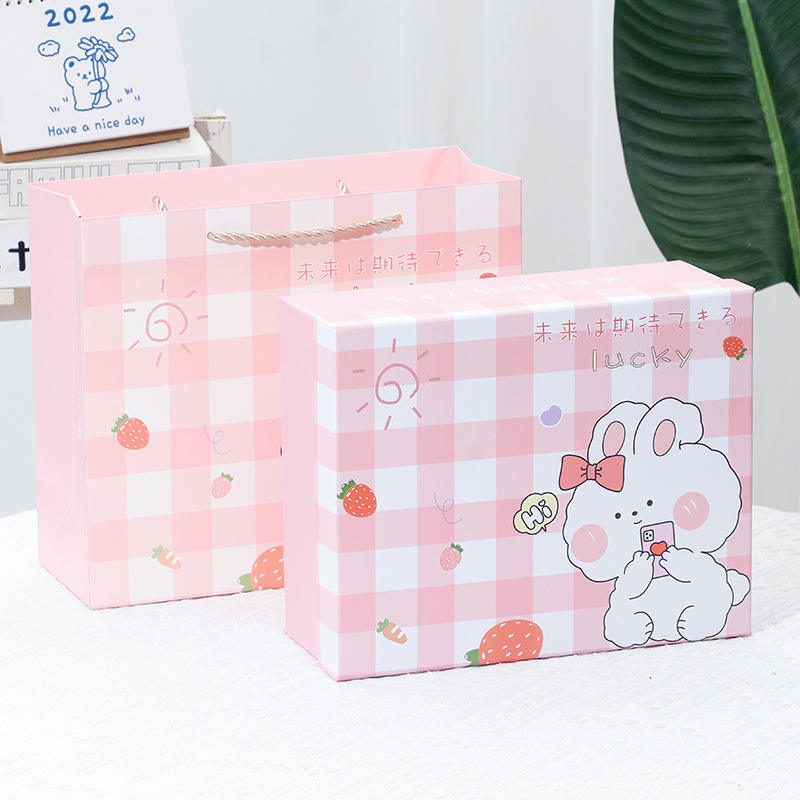 กล่องของขวัญการ์ตูนสีชมพู (ถุงของขวัญ); ขนาดเล็ก20 x20x9cm