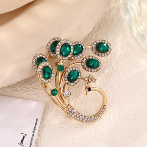 Butterfly Alloy Brooch Green <b>Crystal</b> Zinc Alloy Women's Party Fashion Accessory - Product Image 4