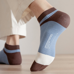 Chaussettes courtes décontractées d'été pour hommes en coton peigné, respirantes, absorbant la transpiration, antibactériennes, avec logo personnalisable – Vente en gros - Product Image 5