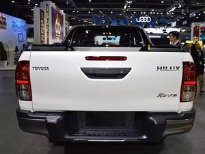 Toyota Hilux 2022 Arctic Trucks AT33 d'<span class=keywords><strong>occasion</strong></span>, conduite à gauche, sièges en cuir, caméra de recul, excellent état, véhicule tout-terrain prêt à l'emploi - Product Image 3