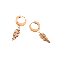 Boucles d'oreilles pendantes polyvalentes en acier inoxydable plaqué or rose, style minimaliste simple, avec pendentif plume, bijoux de niche