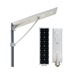 Ip67 200w 300w 400w lifepo4 batterie lampe à led automatique extérieur blanc chaud lampadaires solaires en aluminium - Product Image 1
