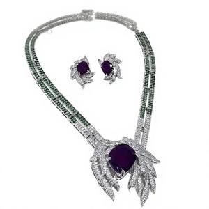 Ensemble collier et boucles d'oreilles en zircon plaqué argent de qualité supérieure, élégant et raffiné, pour mariage et collection de cadeaux pour femmes - Product Image 2