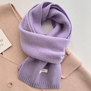 Bufanda de lana 100% tejida para mujer y hombre, color sólido, suave, agradable al tacto, cálida, para el invierno, bufanda de punto lisa para uso diario. - Product Image 5