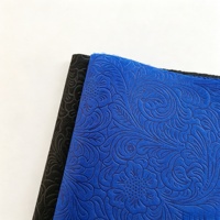 Rouleau de tissu non tissé gaufré à motif intégral bleu roi/noir, élégant et grandiose pour la nappe de table