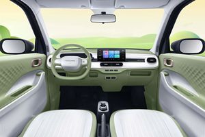 2025 para Panda Mini Yuanqi Bear, vehículo eléctrico pequeño con autonomía NEDC de 201-300 km, motor de 50 kW y batería de 30 kWh - Product Image 3