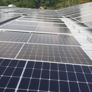 <span class=keywords><strong>JA</strong></span> <span class=keywords><strong>Solar</strong></span>-Módulo de Panel <span class=keywords><strong>Solar</strong></span> PV 9BB, <span class=keywords><strong>330W</strong></span>, 335W, 340W, 350W, 166 W, 144mm, 25 años de garantía - Product Image 4