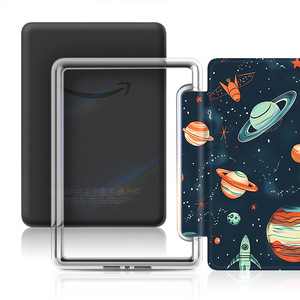 Acryl-Schutzhülle für Kindle Paperwhite 12./11./10. Generation Basic 6.0 Transparente Rückseite mit Individuellem Design - Product Image 1