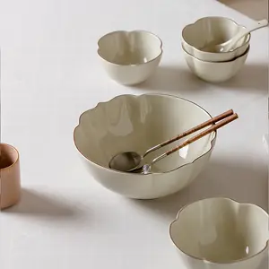 Solhui 레트로 세라믹 가정용 식기 세트 꽃 모양의 국수 그릇 물고기 접시 도매
