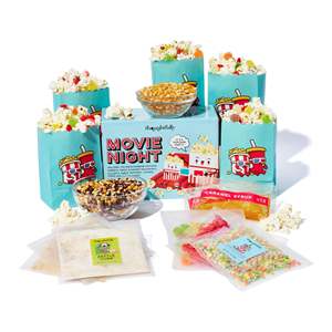 Paquete de Aperitivos Personalizado para Noche de Cine, Recipientes Reutilizables para Palomitas, Canasta de Regalo Completa para Noche de Cine Familiar - Product Image 1