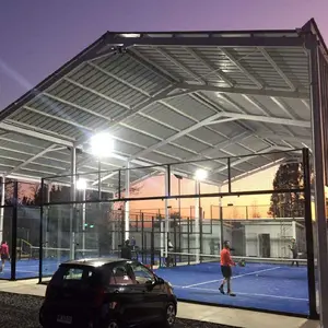2024 sıcak satış panoramik Padel tenis mahkemesi kürek tenis mahkemesi fabrika satış CE sertifikalı temperli cam ile güvenlik için