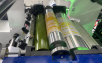 Machine d'impression d'étiquettes flexo adhésives 1 couleur, machine de découpe flexographique rouleau à rouleau pour la fabrication d'étiquettes en papier