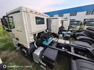 รถบรรทุกหัวลากสำหรับงานหนัก ยี่ห้อ Foton รุ่นใหม่ ปี 2026 แบบ 6x4 GTL-E เครื่องยนต์ดีเซล Yuchai พวงมาลัยซ้าย พร้อมกล้องมองหลัง - Product Image 5