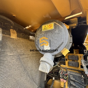 Excavadora Hidráulica de Orugas Caterpillar 307.5 Usada, en Excelente Estado, Como Nueva, para Trabajos Agrícolas y Paisajismo Residencial - Product Image 3