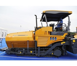 Machine à pavés en béton/asphalte RP903 9m pour un compactage uniforme et élevé des trottoirs/voies cyclables avec règle télescopique - Product Image 1