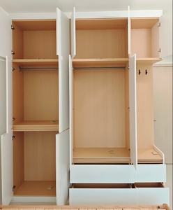 Dressing moderne en bois avec rangements ouverts et portes de garde-robe fermées, mobilier de chambre <span class=keywords><strong>sur</strong></span> <span class=keywords><strong>mesure</strong></span> - Product Image 2