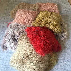 Housse de coussin en fourrure d'agneau bouclée naturelle pour canapé-lit - Product Image 5