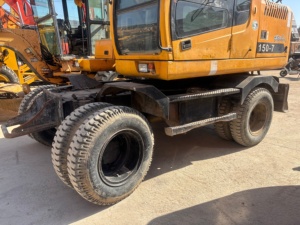 VENTE CHAUDE Excavatrice sur chenilles d'occasion HYUNDAI 150W-7, 15 tonnes, moteur diesel, système hydraulique de bonne qualité, homologuée pour la route, prête à l'emploi - Product Image 4