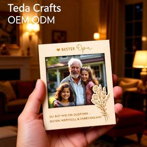 Cornice in Legno Incisa per Album Fotografico, Annuncio di Gravidanza, o Messaggio 'Vuoi Essere il Mio Padrino/Madrina?' - Product Image 1