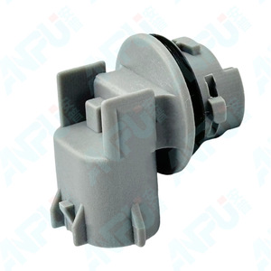 Enchufe de luz de parachoques trasero Scion 90075-60005 RZ-01-A0131 para reemplazo y reparación, inserción directa - Product Image 3