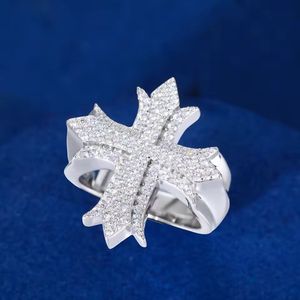 Bagues de luxe tendance en alliage avec fermoir boîte, design croix classique personnalisé, bijoux de fête unisexes, vente en gros, meilleures ventes - Product Image 1