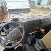 Camion compacteur de déchets Foton Aumark RHD 4x2 à chargement arrière, véhicule de collecte des ordures