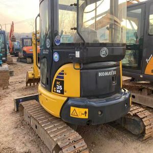 Komatsu รถตักดินไฮดรอลิกแบบ PC35MR-2มือสองเหมาะสำหรับงานก่อสร้าง/ขุดเพื่อการเกษตร - Product Image 3