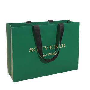 Sacs shopping en papier recyclables personnalisés de luxe, imprimés sur mesure, pour petites entreprises et emballages de vêtements, avec votre propre logo et couleur - Product Image 4