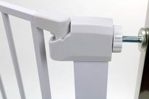 Barrière de sécurité enfant en métal, barrière pour animaux domestiques avec extension, barrières de sécurité pour bébés pour escaliers et portes, barrières de sécurité à fixation par pression - Product Image 6