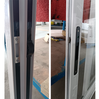 Ventana corredera de PVC sin rejillas con mosquitera, vidrio templado, diseño gráfico de plástico de 4mm, acero inoxidable, Horizontal y moderno