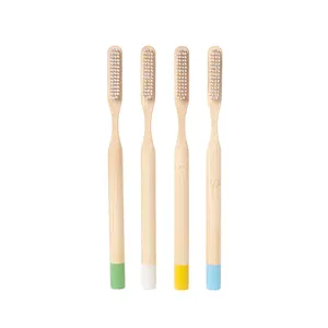 Lot de 4 brosses à dents en bambou écologiques OEM avec logo personnalisé naturel Brosse à dents pour la santé dentaire des hôtels Produits en bambou