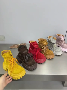 Bottes à plateforme en daim couleur bonbon pour femme, rehaussant la taille, style décontracté et professionnel, collection 2025 - Product Image 6